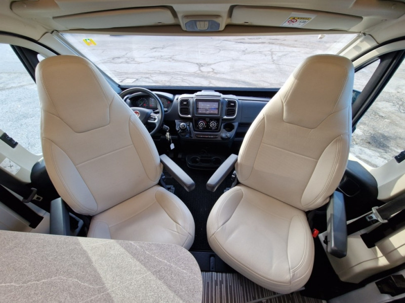 Mc Louis Menfys 540 Prestige - מוטורהום: תמונה 5 Mc Louis Menfys 540 Prestige - מוטורהום: תמונה 5