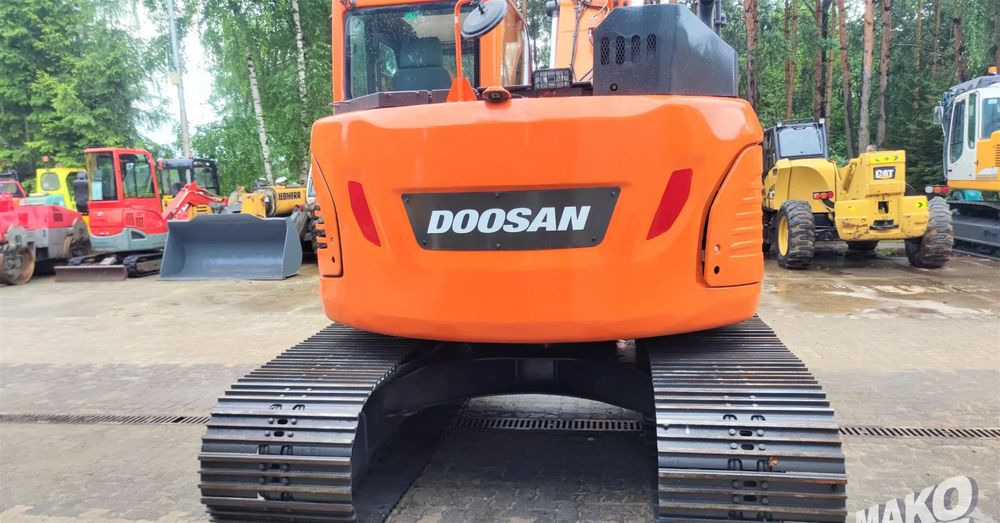 Doosan DX140LCR-5 - מחפר סורק: תמונה 3 Doosan DX140LCR-5 - מחפר סורק: תמונה 3