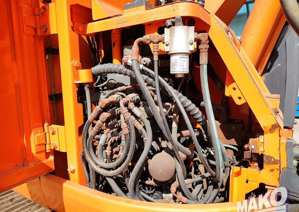 מחפר סורק Doosan DX140LCR: תמונה 9