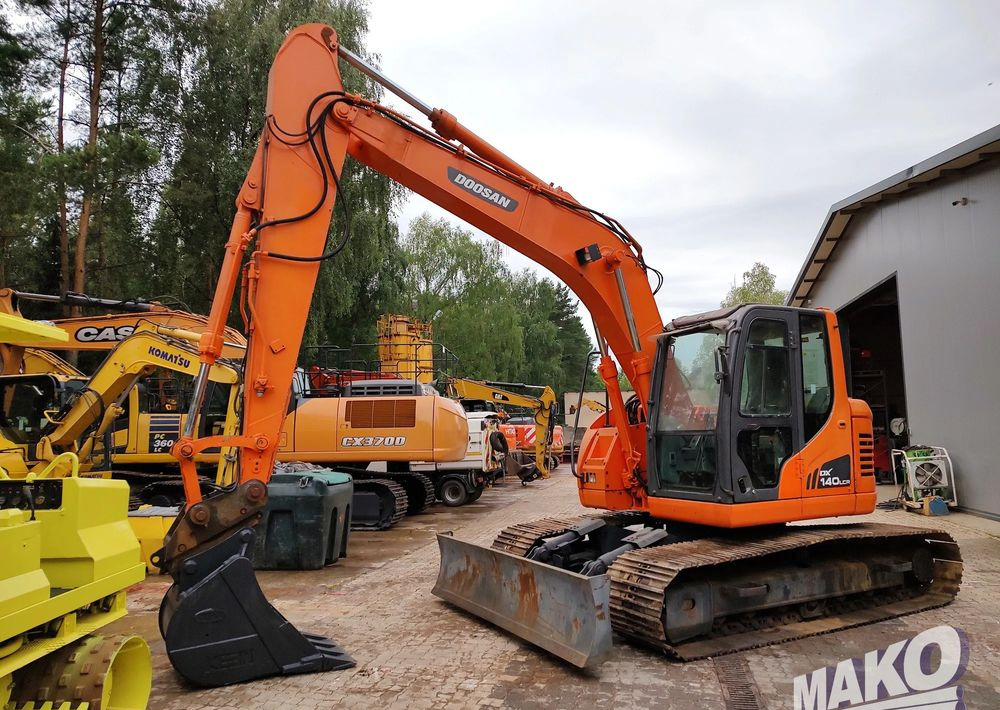 מחפר סורק Doosan DX140LCR: תמונה 8
