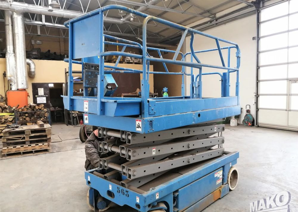 Genie GS 2046 - מעלית מספריים: תמונה 3 Genie GS 2046 - מעלית מספריים: תמונה 3