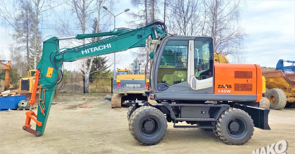 Hitachi ZX140W-3 - מחפר גלגלים: תמונה 1 Hitachi ZX140W-3 - מחפר גלגלים: תמונה 1