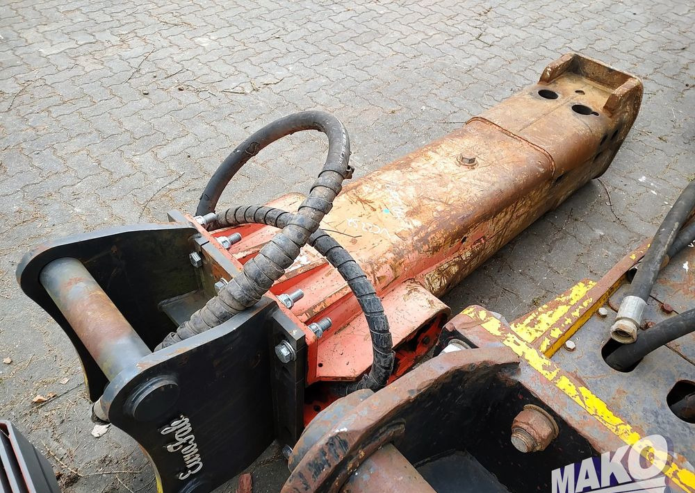 Młot hydrauliczny Rammer E68 1750kg do koparki - צרופה עבור מכונת בנייה: תמונה 3 Młot hydrauliczny Rammer E68 1750kg do koparki - צרופה עבור מכונת בנייה: תמונה 3