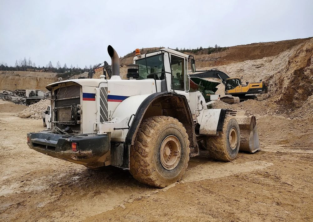 Volvo L180E - מעמיס גלגלים: תמונה 5 Volvo L180E - מעמיס גלגלים: תמונה 5