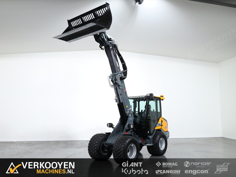 Giant G3500 Tele (Cabine) - מעמיס גלגלים טלסקופי: תמונה 2 Giant G3500 Tele (Cabine) - מעמיס גלגלים טלסקופי: תמונה 2