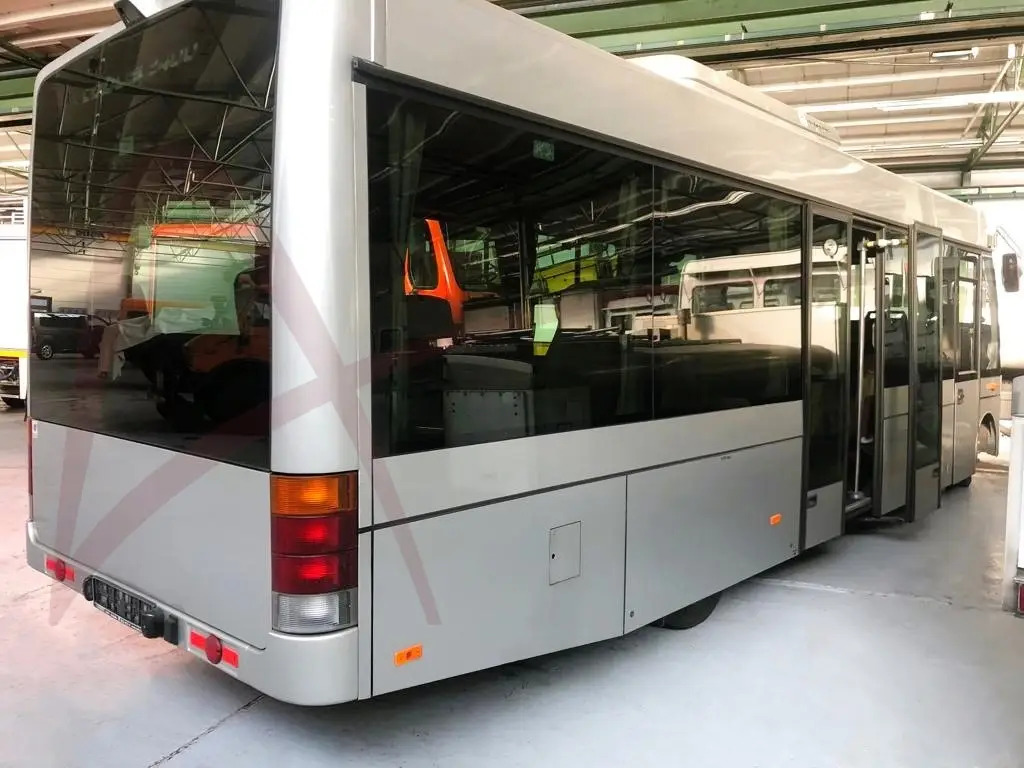 CONTRAC COBUS 2400 - אוטובוס תעופתי: תמונה 2 CONTRAC COBUS 2400 - אוטובוס תעופתי: תמונה 2