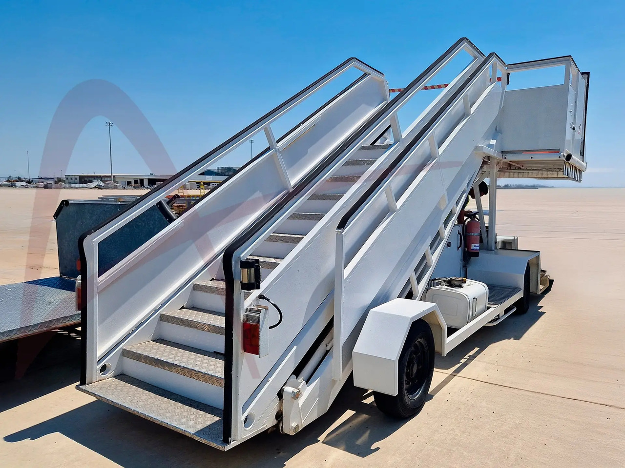 EINSA EDA-18425 - מדרגות נוסעים: תמונה 3 EINSA EDA-18425 - מדרגות נוסעים: תמונה 3