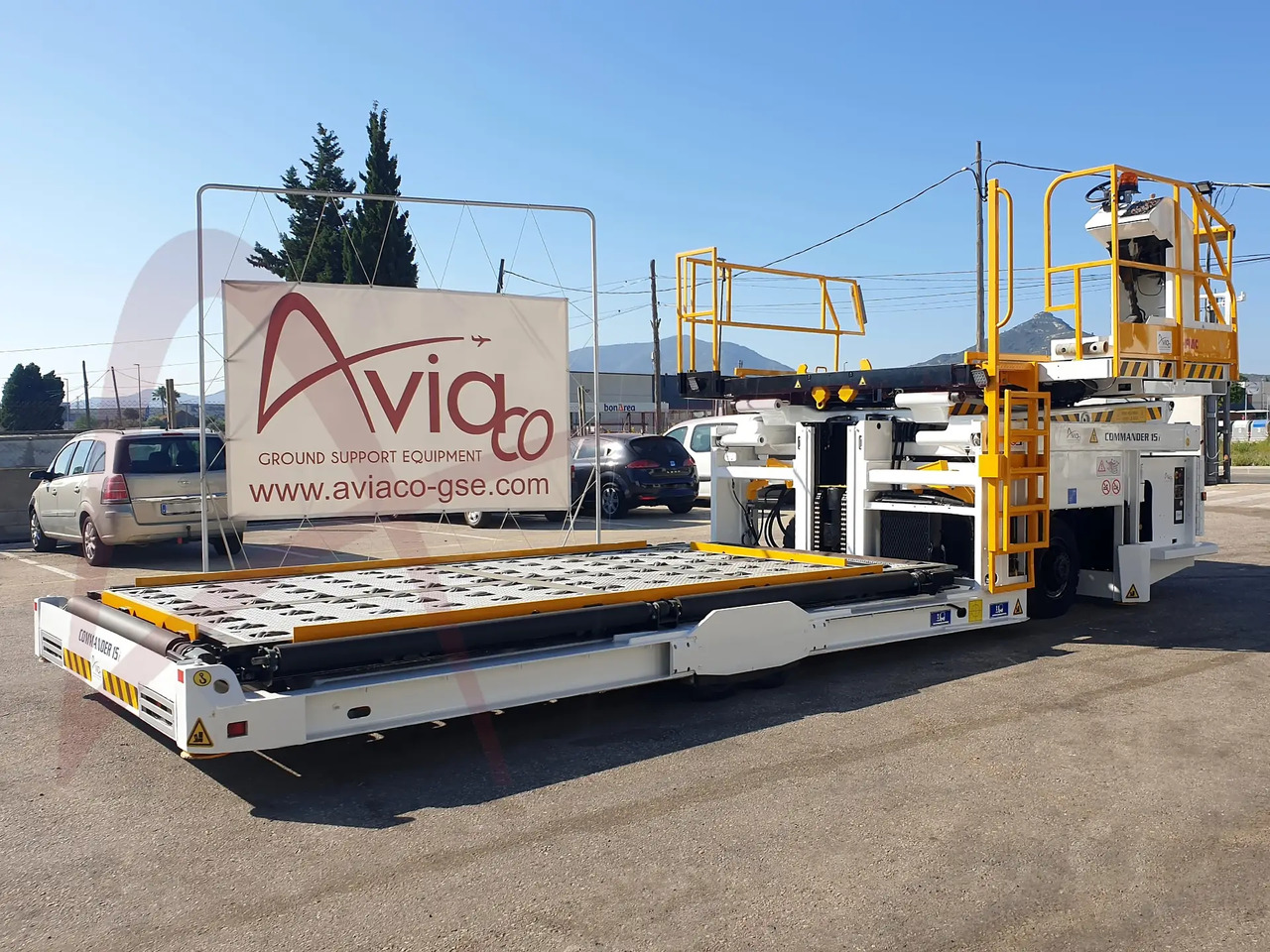 FMC COMMANDER 15iS - מעמיס מטען למטוסים: תמונה 2 FMC COMMANDER 15iS - מעמיס מטען למטוסים: תמונה 2