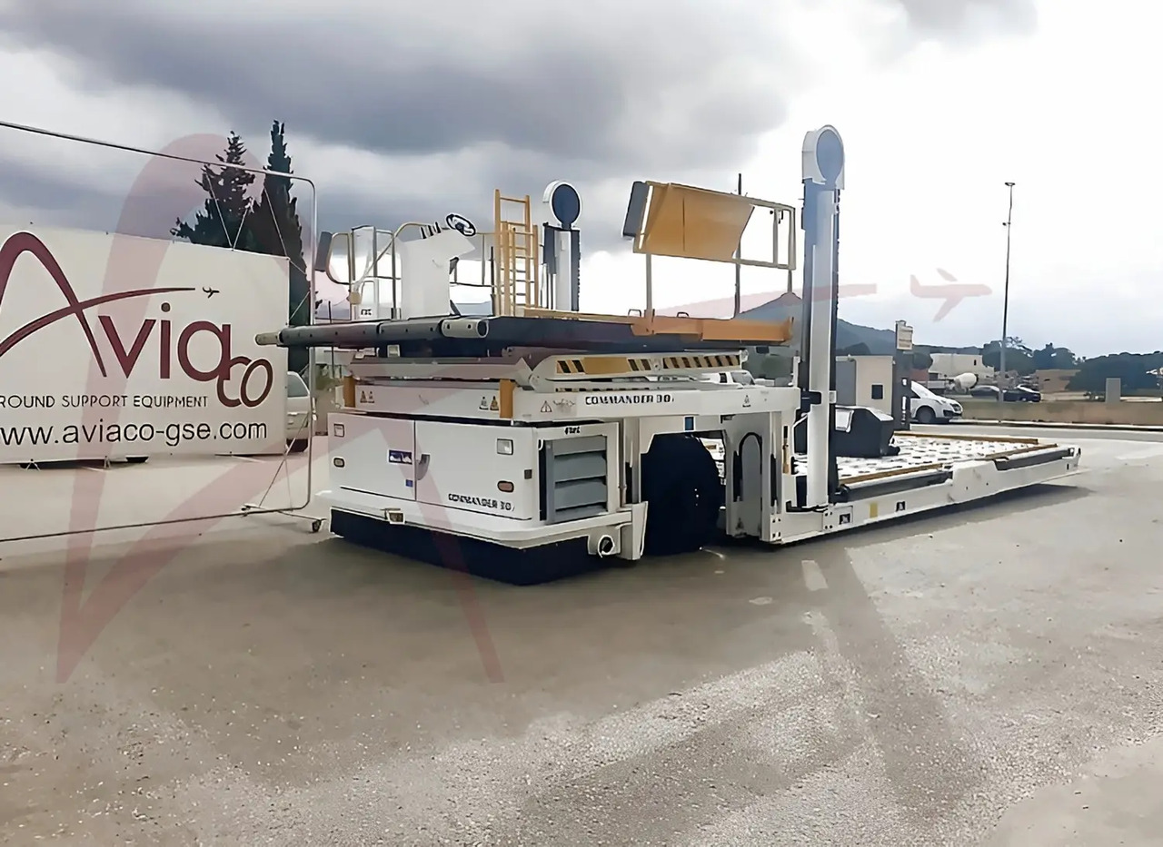 FMC COMMANDER 30i - מעמיס מטען למטוסים: תמונה 1 FMC COMMANDER 30i - מעמיס מטען למטוסים: תמונה 1