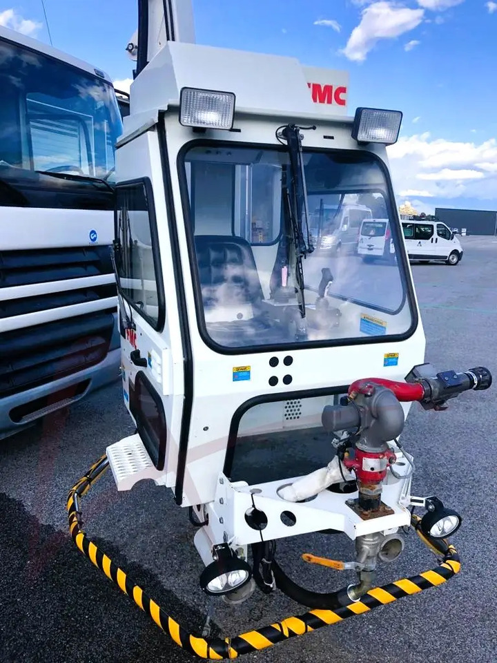 FMC LMD 2000 - רכב להפשרה של מטוסים: תמונה 4 FMC LMD 2000 - רכב להפשרה של מטוסים: תמונה 4