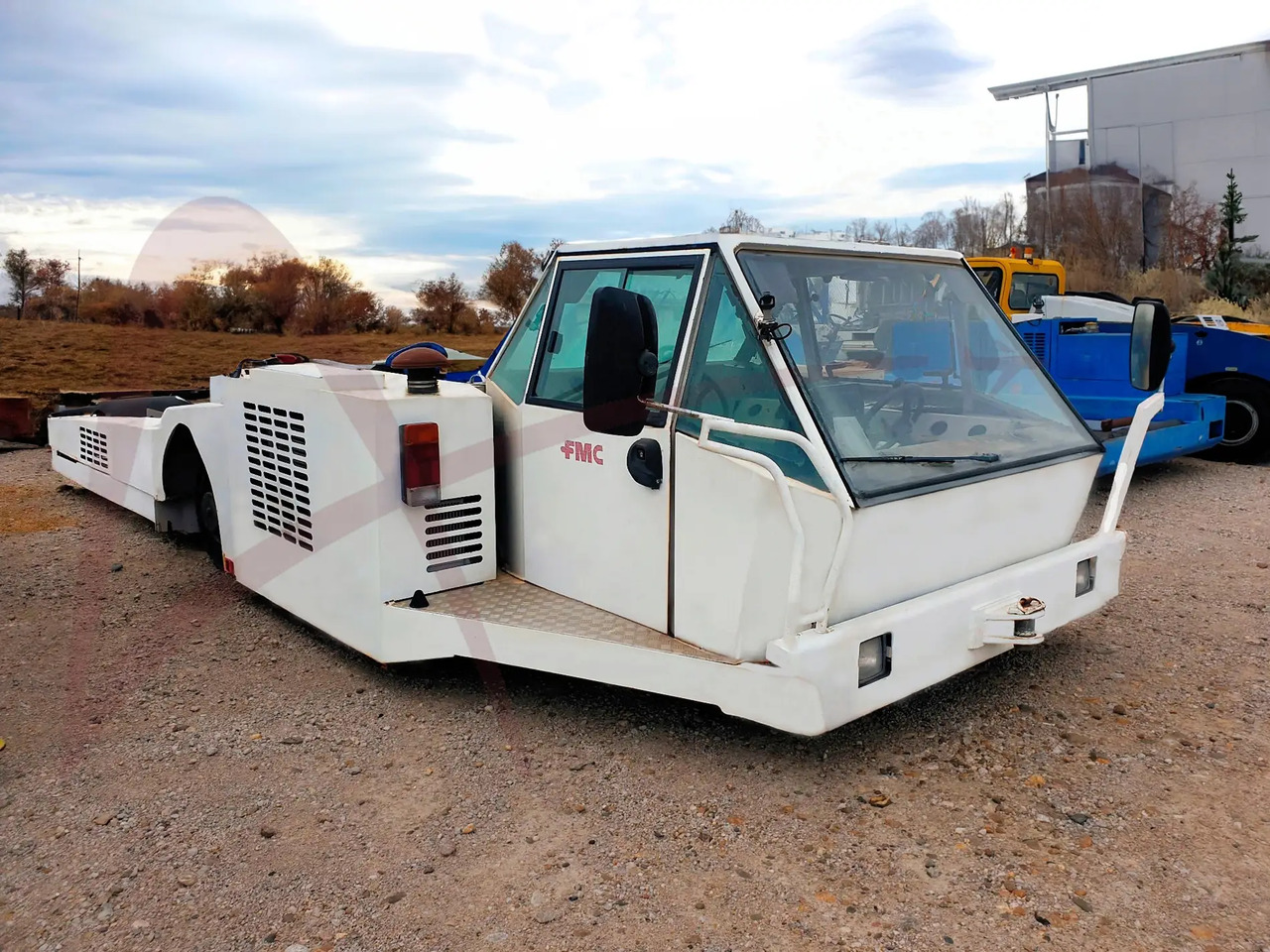 FMC PTS 3-R - טרקטור דחיפה לאחור: תמונה 1 FMC PTS 3-R - טרקטור דחיפה לאחור: תמונה 1