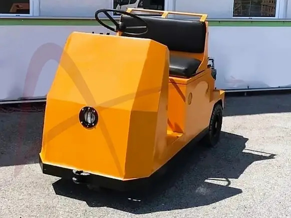 FUMA ES60 - טרקטור כבודה: תמונה 1 FUMA ES60 - טרקטור כבודה: תמונה 1