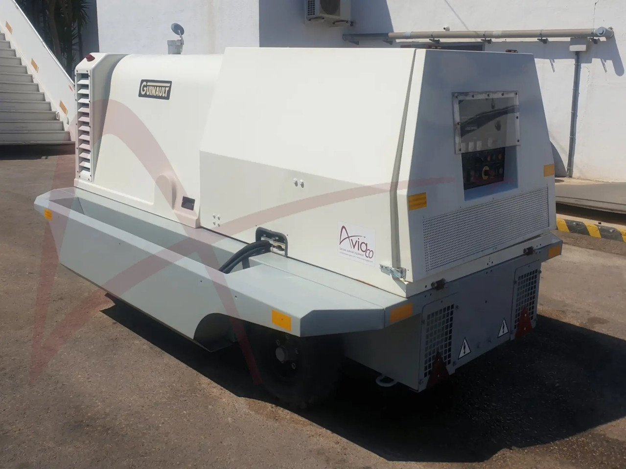 GUINAULT GA120V18D2100 - יחידה לאספקת חשמל: תמונה 2 GUINAULT GA120V18D2100 - יחידה לאספקת חשמל: תמונה 2