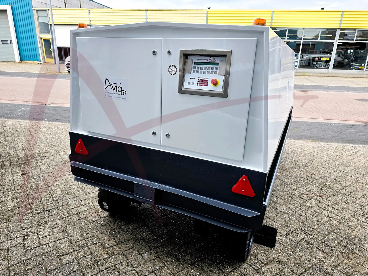 HITZINGER GPU120D - יחידה לאספקת חשמל: תמונה 3 HITZINGER GPU120D - יחידה לאספקת חשמל: תמונה 3