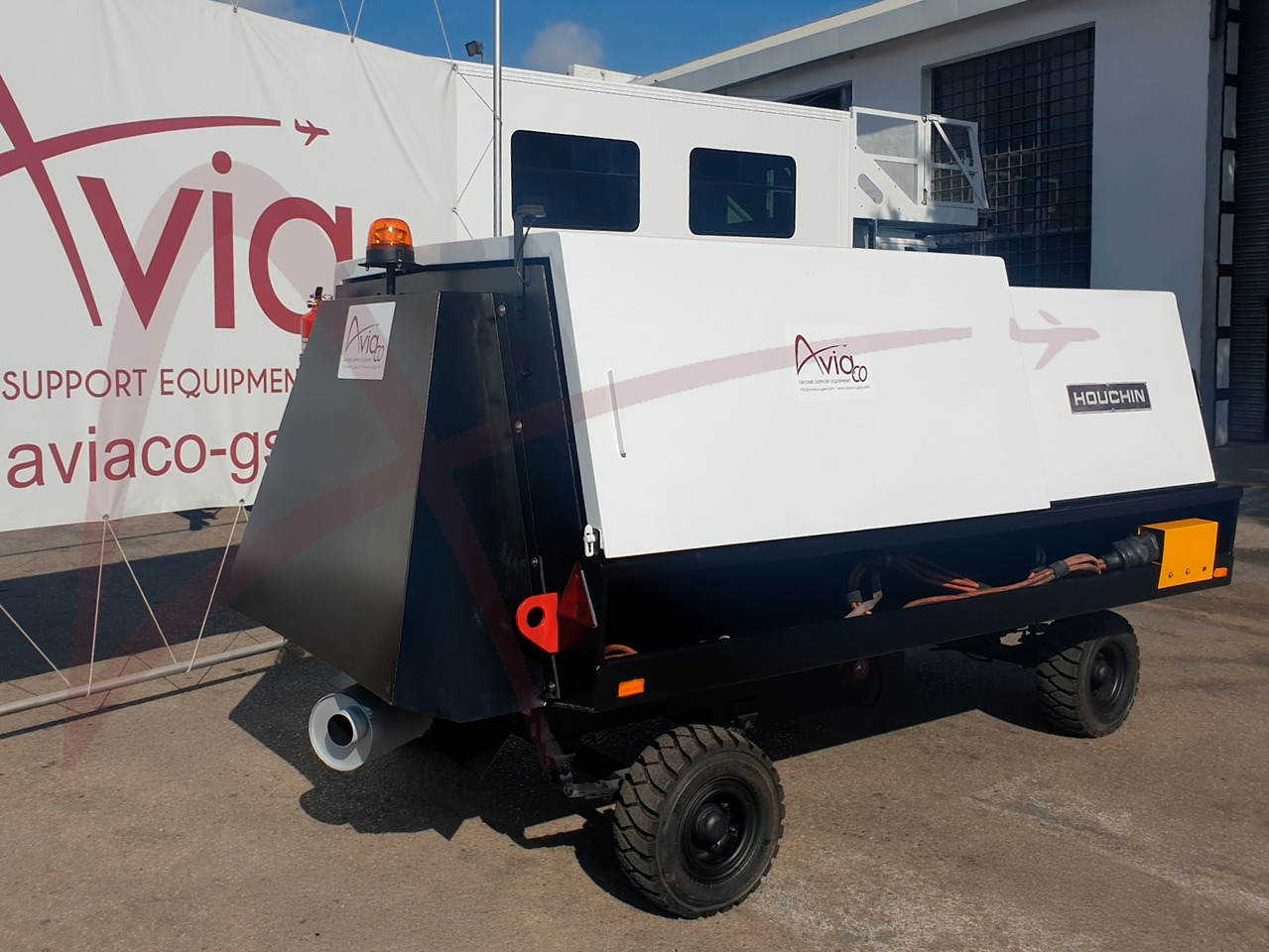 HOUCHIN 690 - יחידה לאספקת חשמל: תמונה 2 HOUCHIN 690 - יחידה לאספקת חשמל: תמונה 2