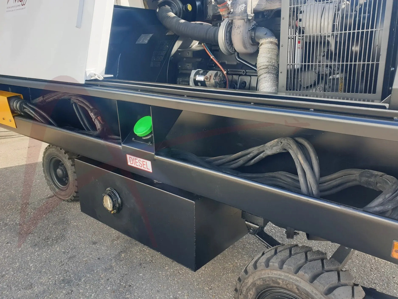 HOUCHIN C690-100DV - יחידה לאספקת חשמל: תמונה 4 HOUCHIN C690-100DV - יחידה לאספקת חשמל: תמונה 4