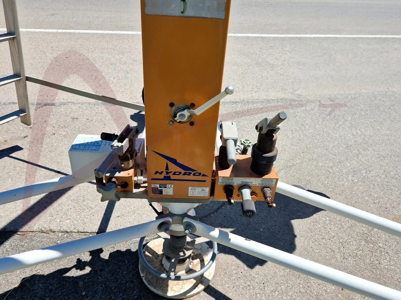 HYDRO HS120 - ציוד תמיכת קרקע: תמונה 3 HYDRO HS120 - ציוד תמיכת קרקע: תמונה 3