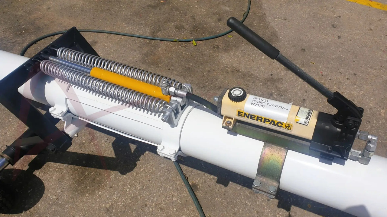 HYDRO TOWB737-C - ציוד תמיכת קרקע: תמונה 2 HYDRO TOWB737-C - ציוד תמיכת קרקע: תמונה 2