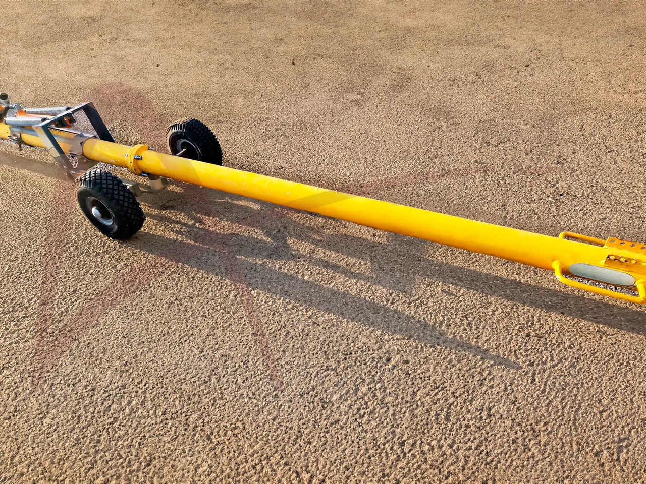HYDRO TOWE 170-C4 - ציוד תמיכת קרקע: תמונה 2 HYDRO TOWE 170-C4 - ציוד תמיכת קרקע: תמונה 2