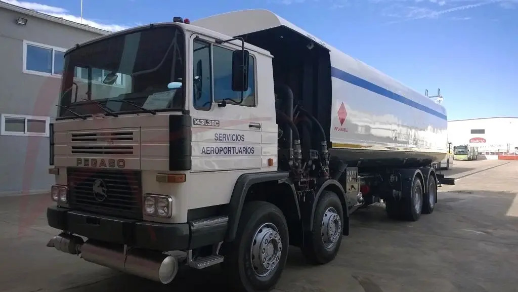JET A1 - משאית מכל: תמונה 1 JET A1 - משאית מכל: תמונה 1
