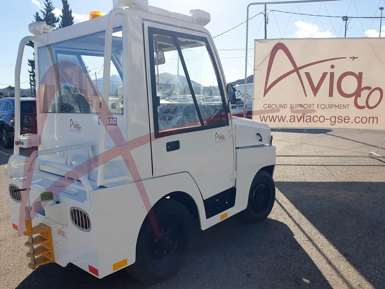 MULAG COMET 3 - טרקטור כבודה: תמונה 4 MULAG COMET 3 - טרקטור כבודה: תמונה 4