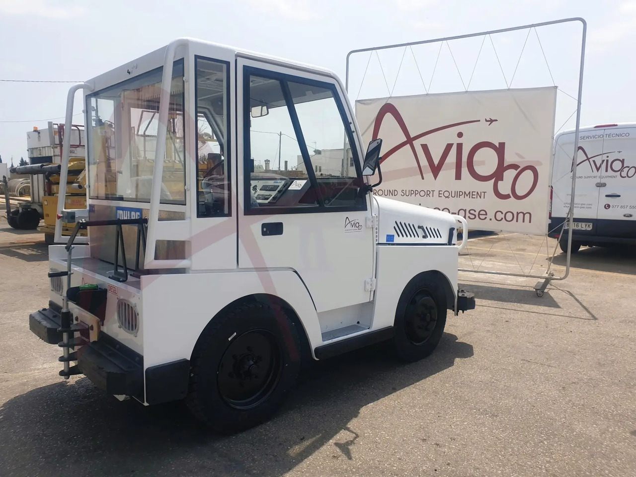 MULAG COMET 4 - טרקטור כבודה: תמונה 2 MULAG COMET 4 - טרקטור כבודה: תמונה 2