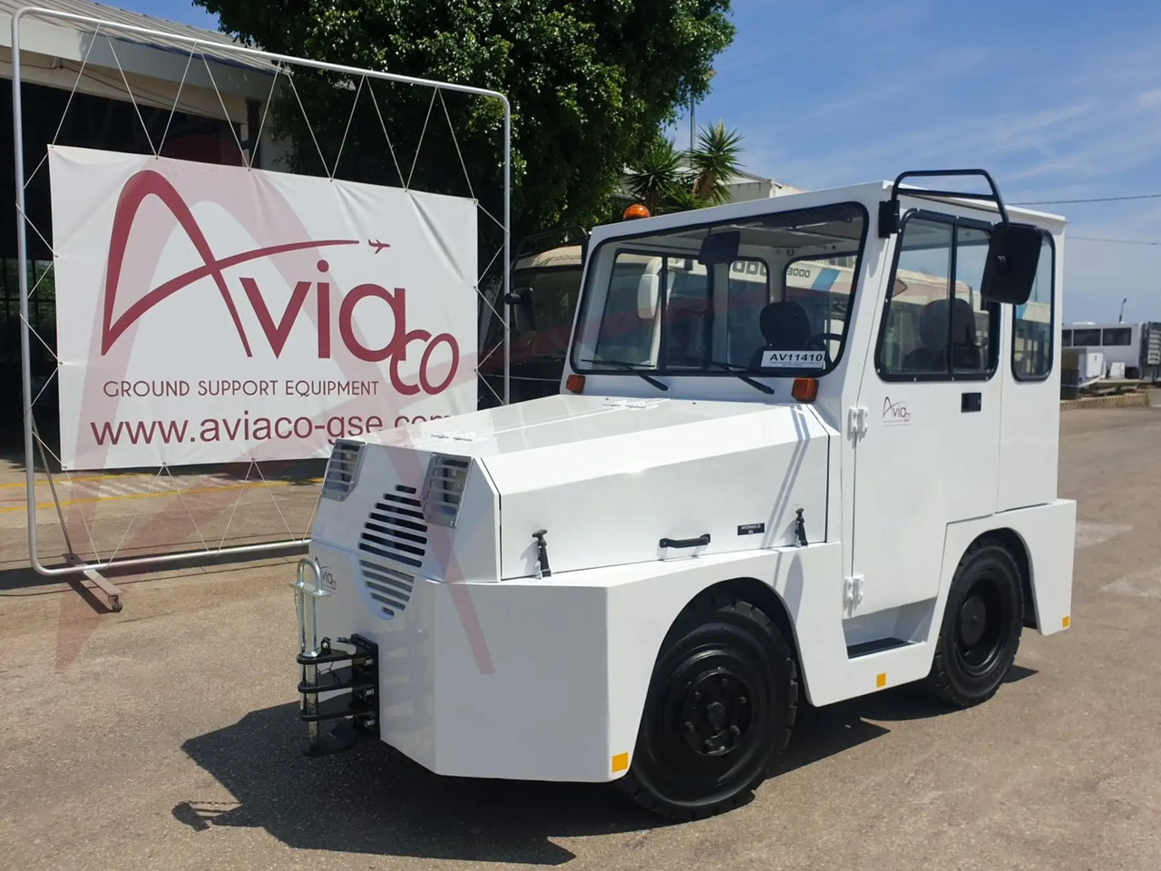 MULAG COMET 6 - טרקטור כבודה: תמונה 1 MULAG COMET 6 - טרקטור כבודה: תמונה 1