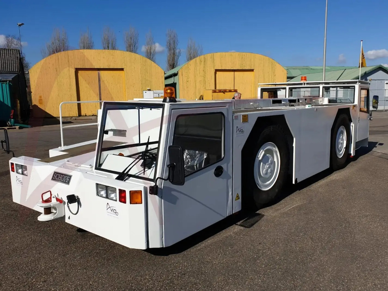 SCHOPF F396 - טרקטור דחיפה לאחור: תמונה 2 SCHOPF F396 - טרקטור דחיפה לאחור: תמונה 2