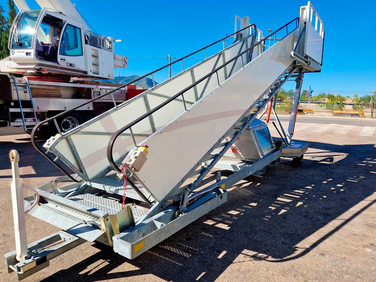 SPS PT-18_2 - מדרגות נוסעים: תמונה 3 SPS PT-18_2 - מדרגות נוסעים: תמונה 3
