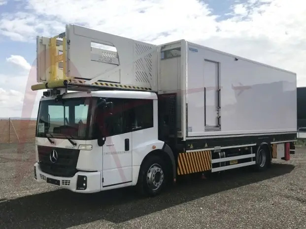 TECNOVE ECONIC 1827 - משאית קייטרינג: תמונה 2 TECNOVE ECONIC 1827 - משאית קייטרינג: תמונה 2