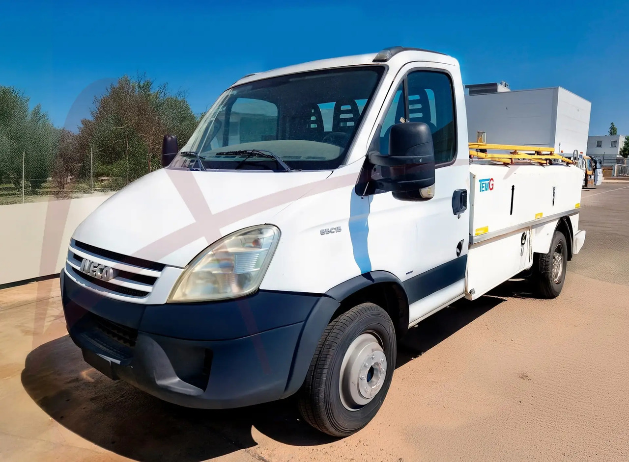TEMG TG-0218 - משאית שירות לשירותים: תמונה 1 TEMG TG-0218 - משאית שירות לשירותים: תמונה 1