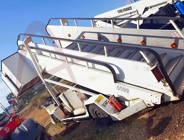 TEMG TG2244 - מדרגות נוסעים: תמונה 3 TEMG TG2244 - מדרגות נוסעים: תמונה 3