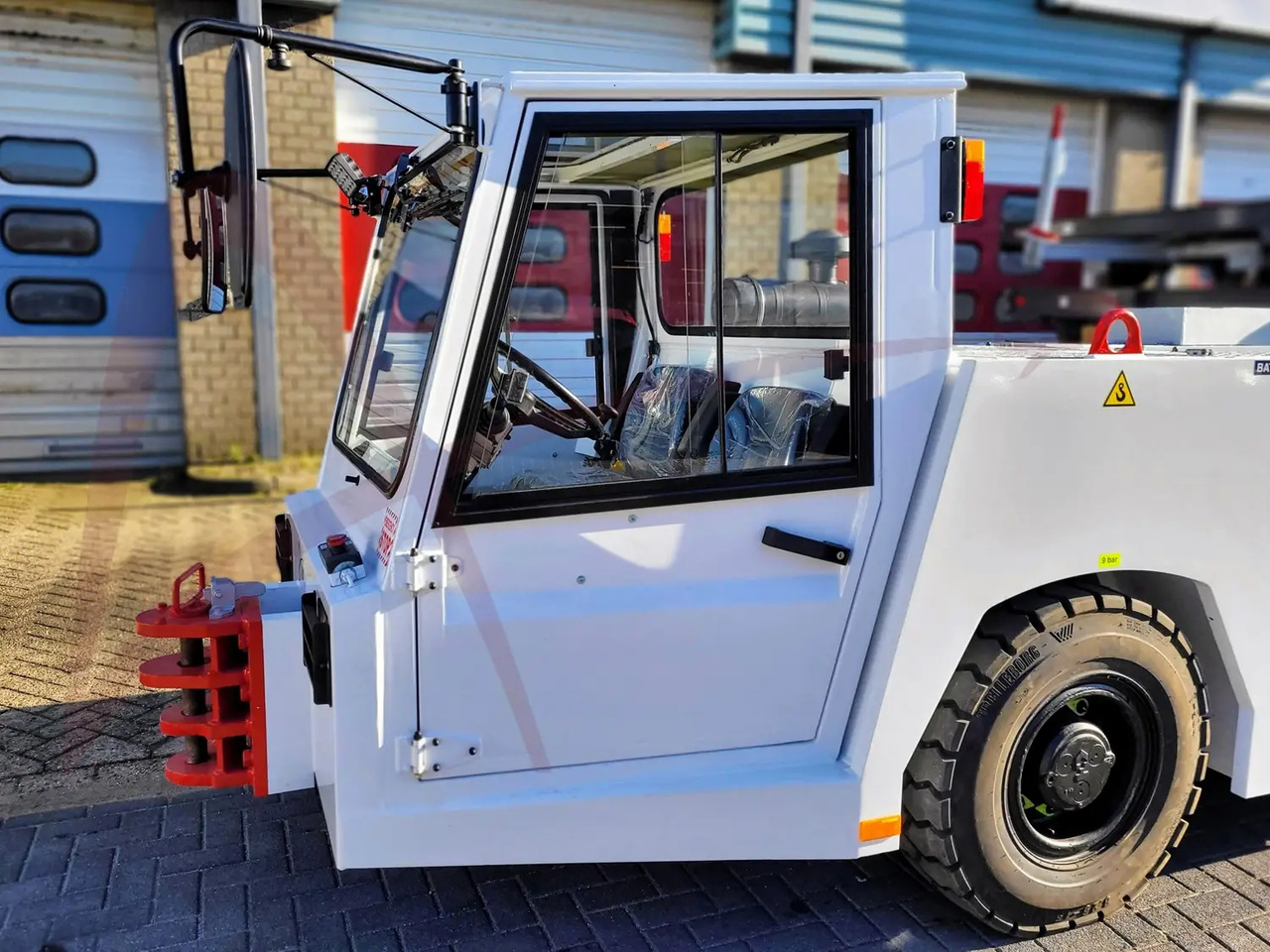 TLD TMX-100 - טרקטור דחיפה לאחור: תמונה 3 TLD TMX-100 - טרקטור דחיפה לאחור: תמונה 3