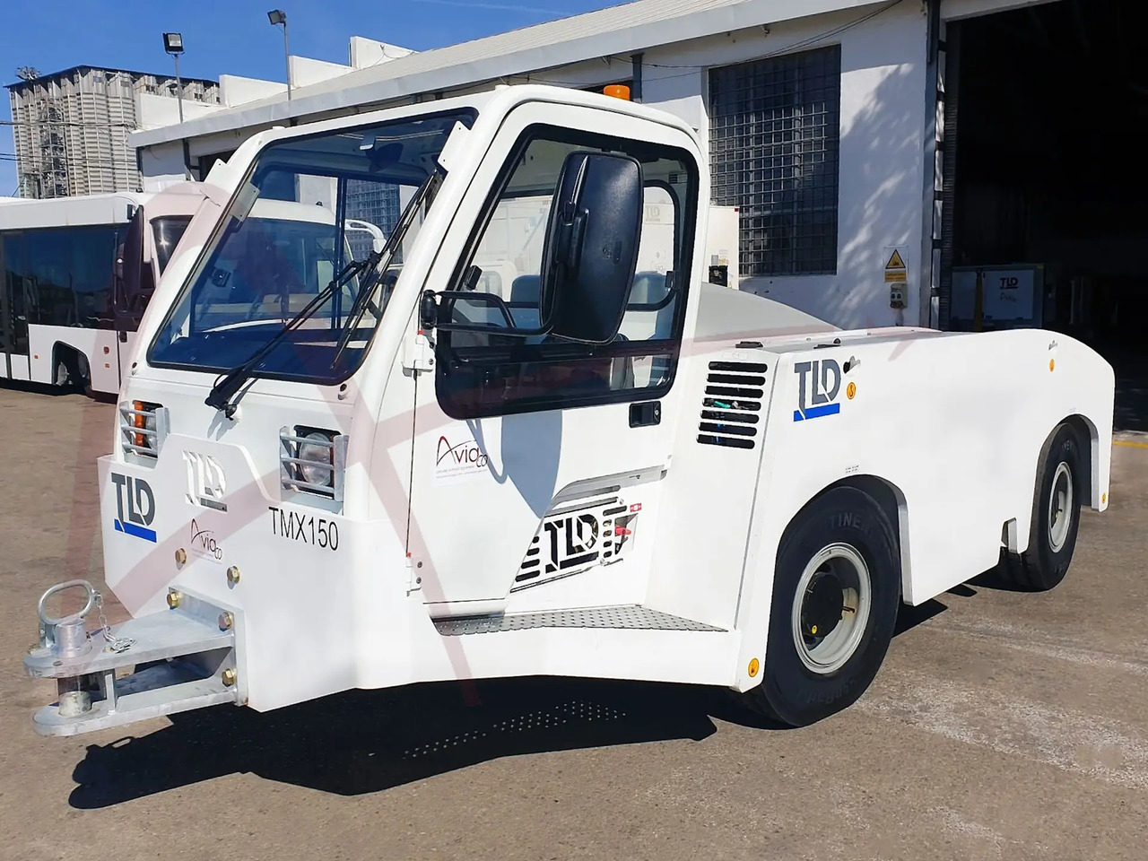 TLD TMX-150/12 - טרקטור דחיפה לאחור: תמונה 2 TLD TMX-150/12 - טרקטור דחיפה לאחור: תמונה 2