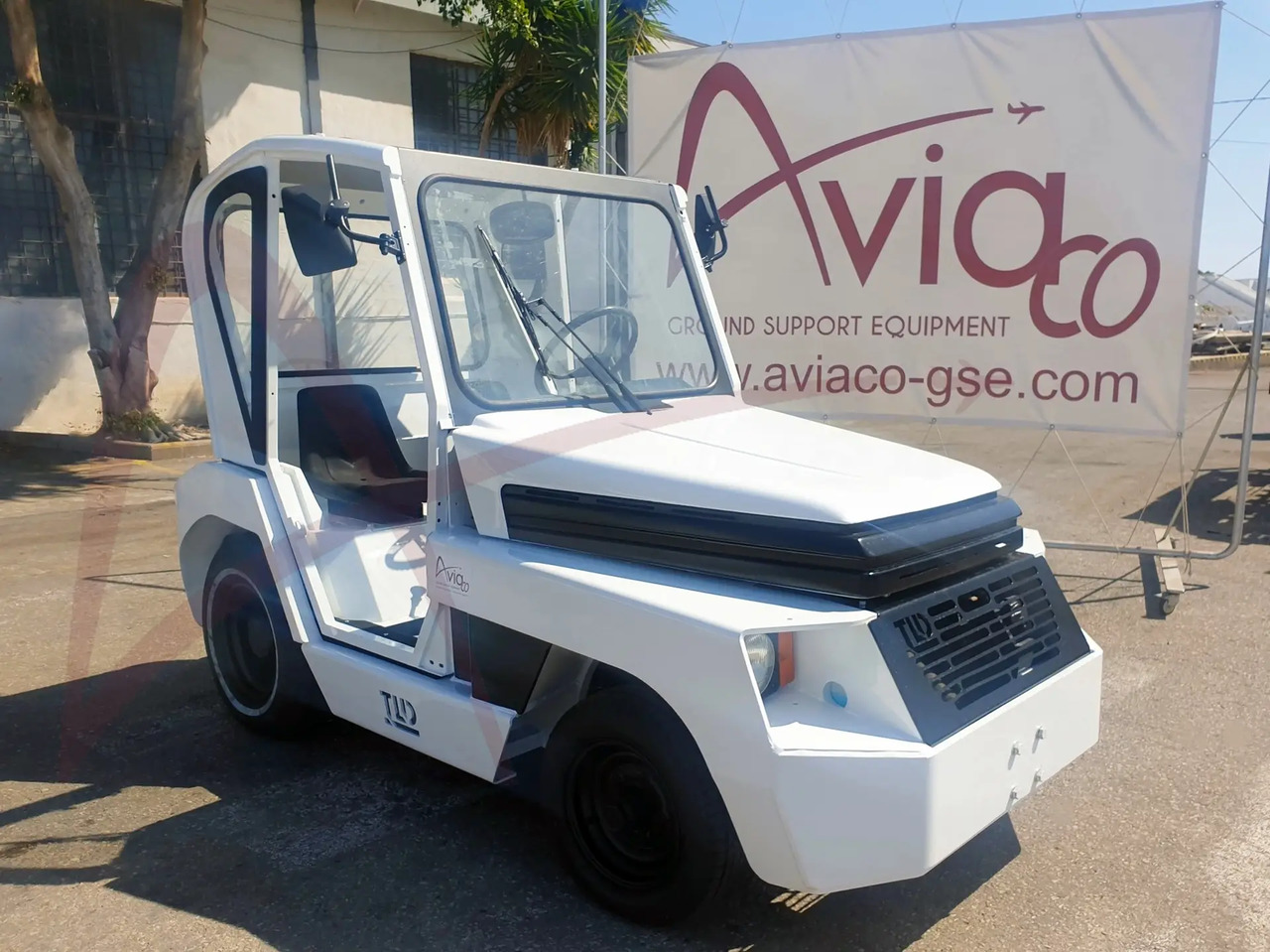 TLD TMX-20 - טרקטור כבודה: תמונה 4 TLD TMX-20 - טרקטור כבודה: תמונה 4