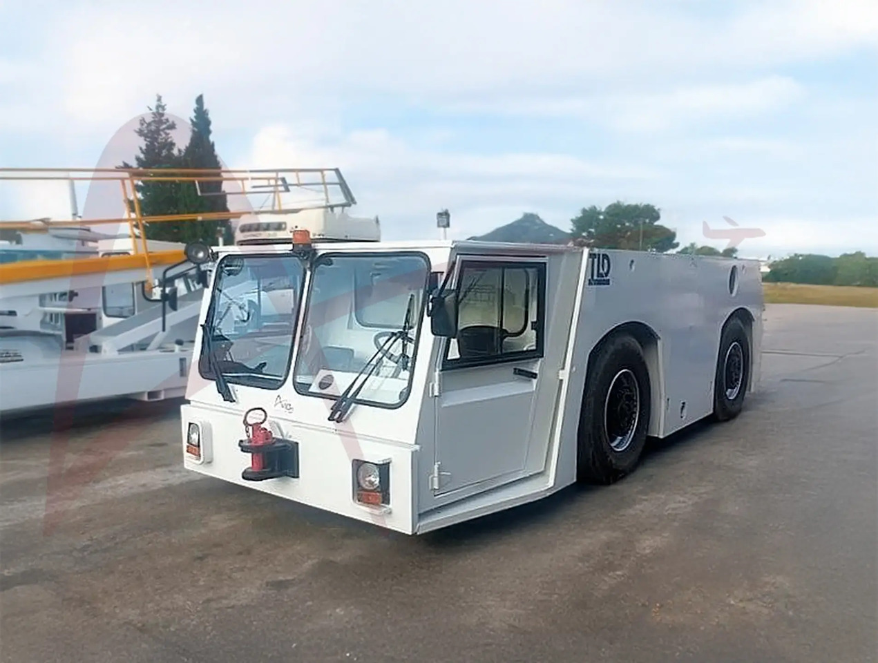 TLD TMX-400 - טרקטור דחיפה לאחור: תמונה 2 TLD TMX-400 - טרקטור דחיפה לאחור: תמונה 2