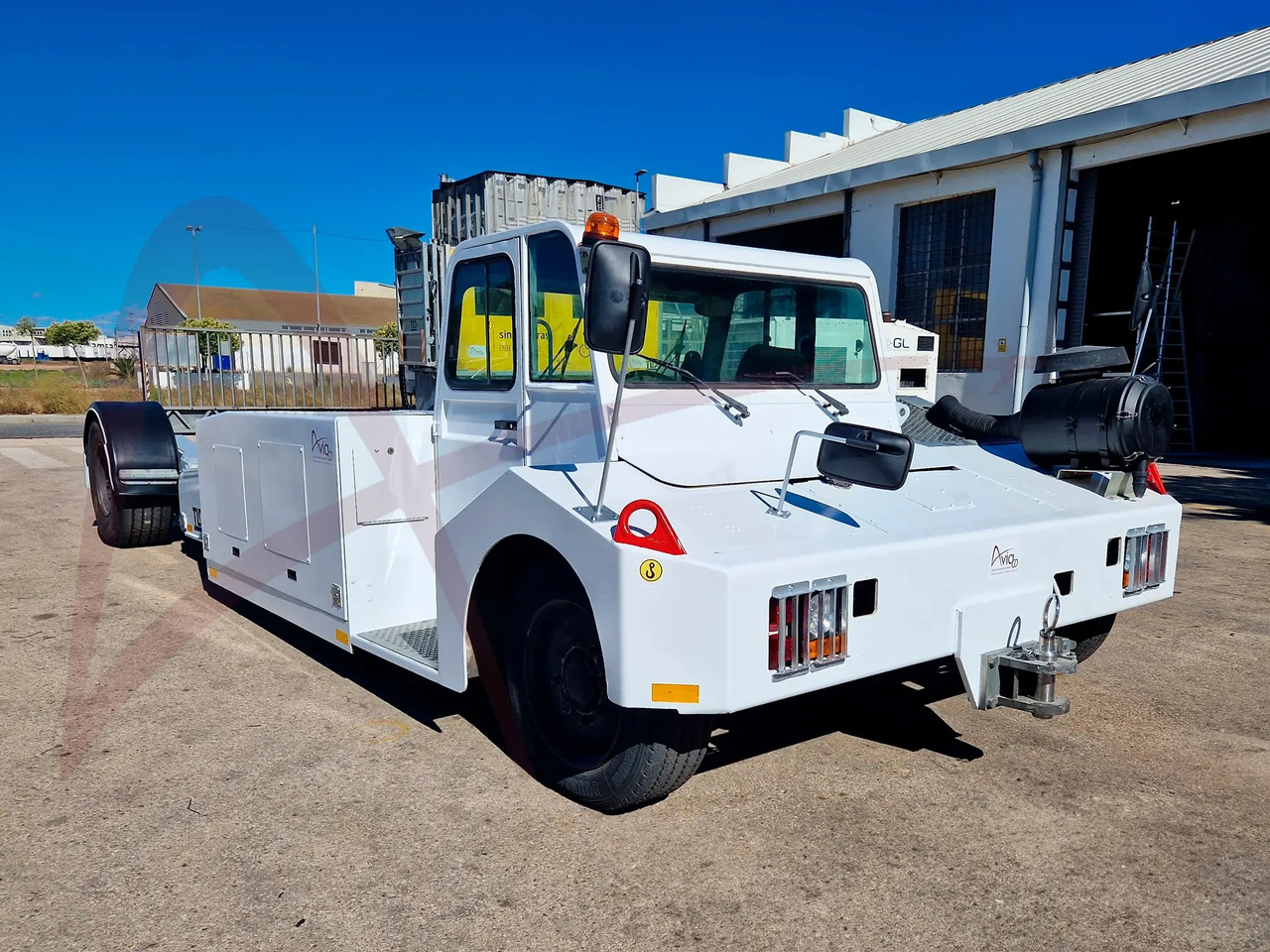 TLD TPX-200-MT - טרקטור דחיפה לאחור: תמונה 1 TLD TPX-200-MT - טרקטור דחיפה לאחור: תמונה 1