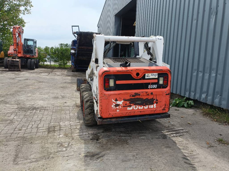 Bobcat s590 schranklader skid steer loader bucket, forks - מעמיס היגוי החלקה: תמונה 3 Bobcat s590 schranklader skid steer loader bucket, forks - מעמיס היגוי החלקה: תמונה 3