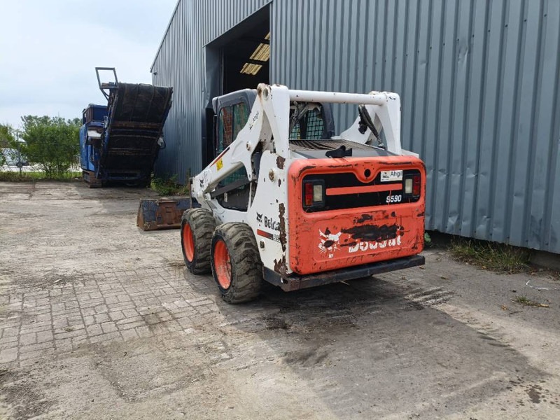 Bobcat s590 schranklader skid steer loader bucket, forks - מעמיס היגוי החלקה: תמונה 2 Bobcat s590 schranklader skid steer loader bucket, forks - מעמיס היגוי החלקה: תמונה 2