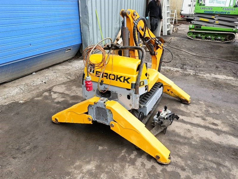 Brokk 90 husqvarna robot remote excavator digger - מחפר סורק: תמונה 4 Brokk 90 husqvarna robot remote excavator digger - מחפר סורק: תמונה 4