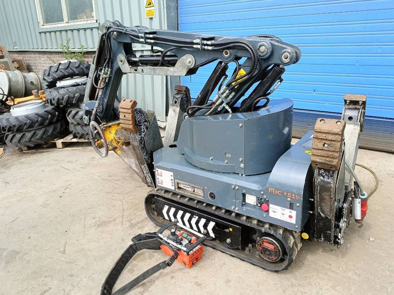 מחפר סורק Brokk euroimplementos RDC1510 180 husqvarna robot remote: תמונה 11