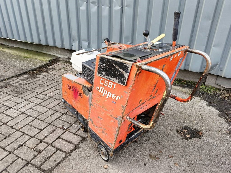 Norton CSB1 clipper zaag betonzaag machine 1994 - מכונת אספלט: תמונה 3 Norton CSB1 clipper zaag betonzaag machine 1994 - מכונת אספלט: תמונה 3