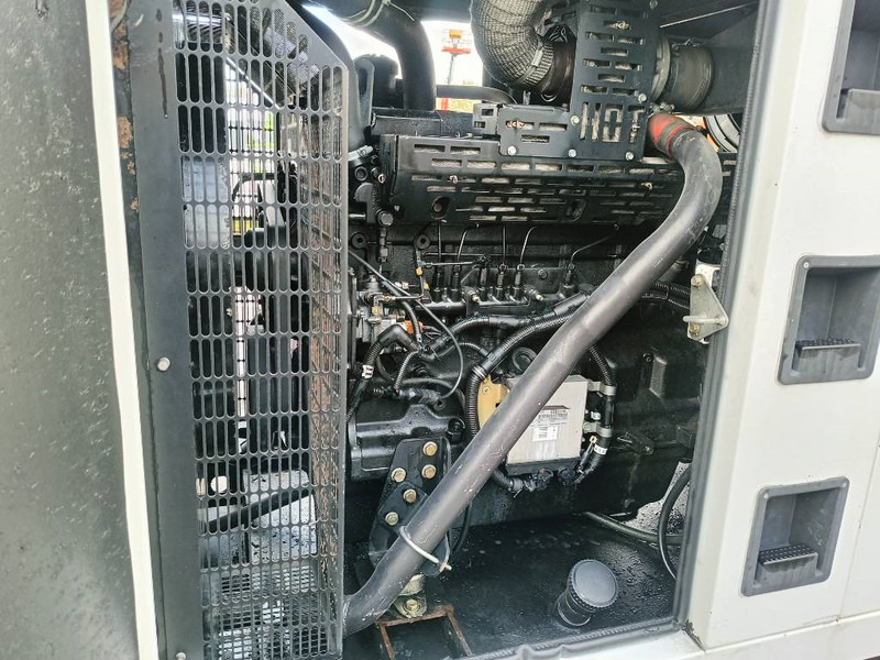ערכת גנרטורים SDMO R220 C3 220 kva generator john deere 318A: תמונה 13