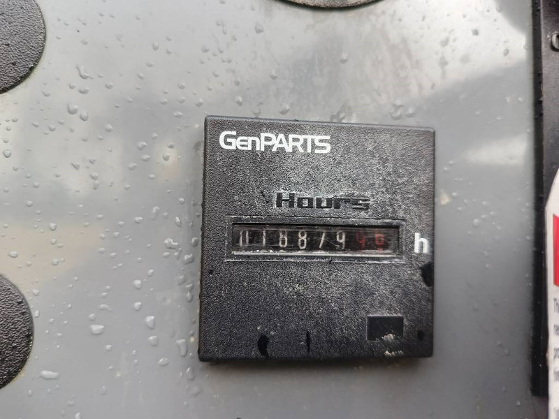 ערכת גנרטורים SDMO R220 C3 220 kva generator john deere 318A: תמונה 16