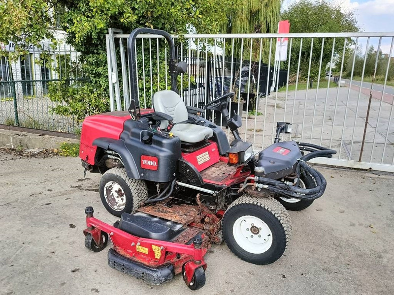 Toro GROUNDSMASTER 360 maaier mower gazonmaaier - מכסחה: תמונה 1 Toro GROUNDSMASTER 360 maaier mower gazonmaaier - מכסחה: תמונה 1