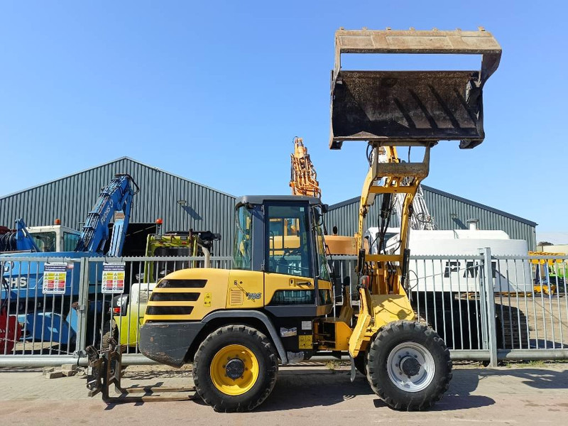 מעמיס גלגלים Yanmar V 70 S atlas AR75S shovel wiellader roterende mast: תמונה 8