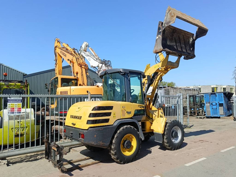 מעמיס גלגלים Yanmar V 70 S atlas AR75S shovel wiellader roterende mast: תמונה 7