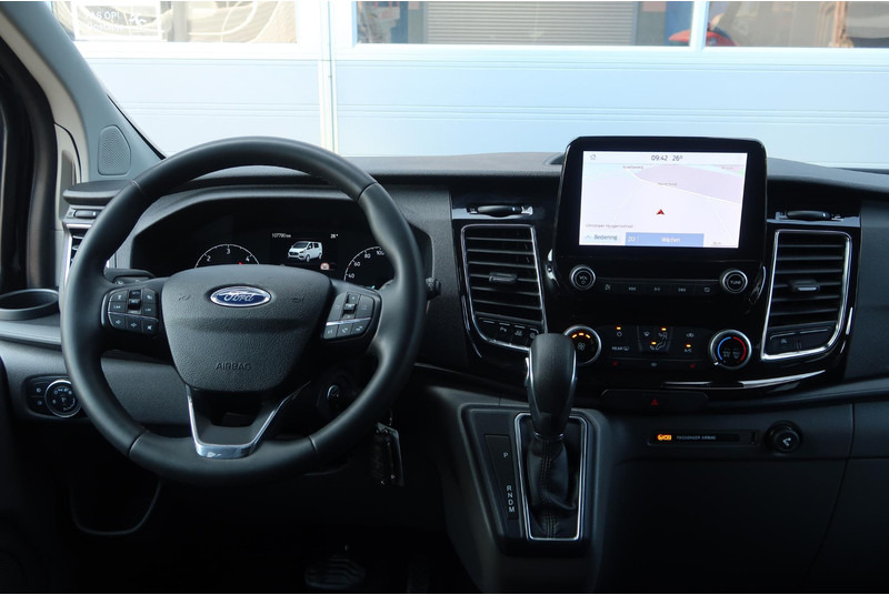 Ford Transit Custom 300 2.0 TDCI L2H1 Limited DC AUT/ LED/ CAMERA/ 2X DEUR/ LEDER/ ACC/ CARPLAY/ CLIMA/ TREKHAAK - כלי רכב מסחרי קטן, כלי רכב מסחרי קומבי: תמונה 5 Ford Transit Custom 300 2.0 TDCI L2H1 Limited DC AUT/ LED/ CAMERA/ 2X DEUR/ LEDER/ ACC/ CARPLAY/ CLIMA/ TREKHAAK - כלי רכב מסחרי קטן, כלי רכב מסחרי קומבי: תמונה 5