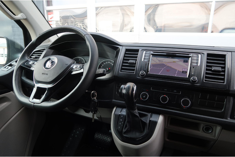Volkswagen Transporter 2.0 TDI L2H1 Highline AUT/ NAVI/ CAMERA/ CRUISE/ AIRCO/ LEDER/ TREKHAAK - כלי רכב מסחרי קטן: תמונה 5 Volkswagen Transporter 2.0 TDI L2H1 Highline AUT/ NAVI/ CAMERA/ CRUISE/ AIRCO/ LEDER/ TREKHAAK - כלי רכב מסחרי קטן: תמונה 5