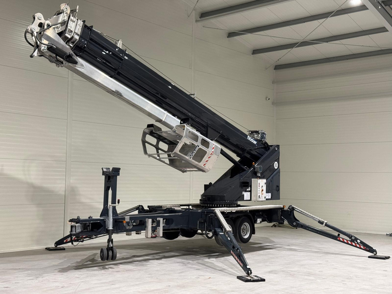 Bocker AHK 36/2400 - מיני עגורן: תמונה 3 Bocker AHK 36/2400 - מיני עגורן: תמונה 3